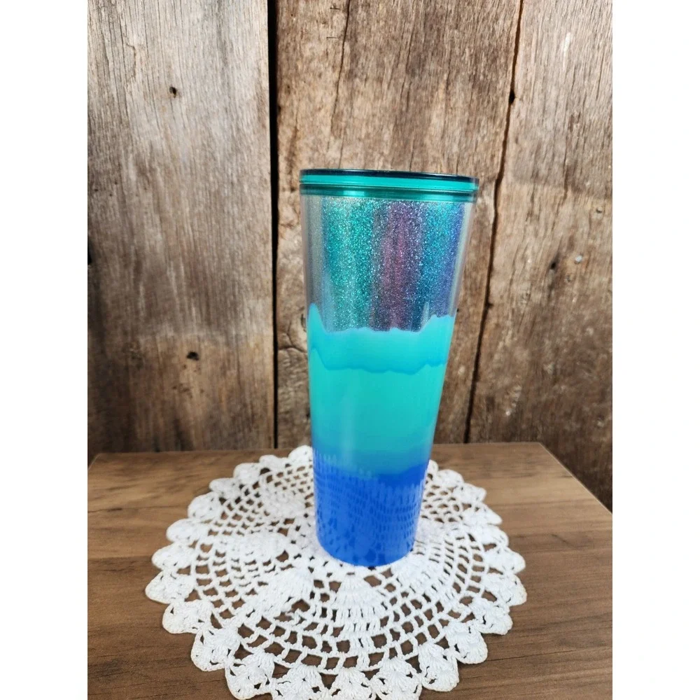 Starbucks Holiday 2022 Spearmint Wave 24oz Venti Cold Tumbler